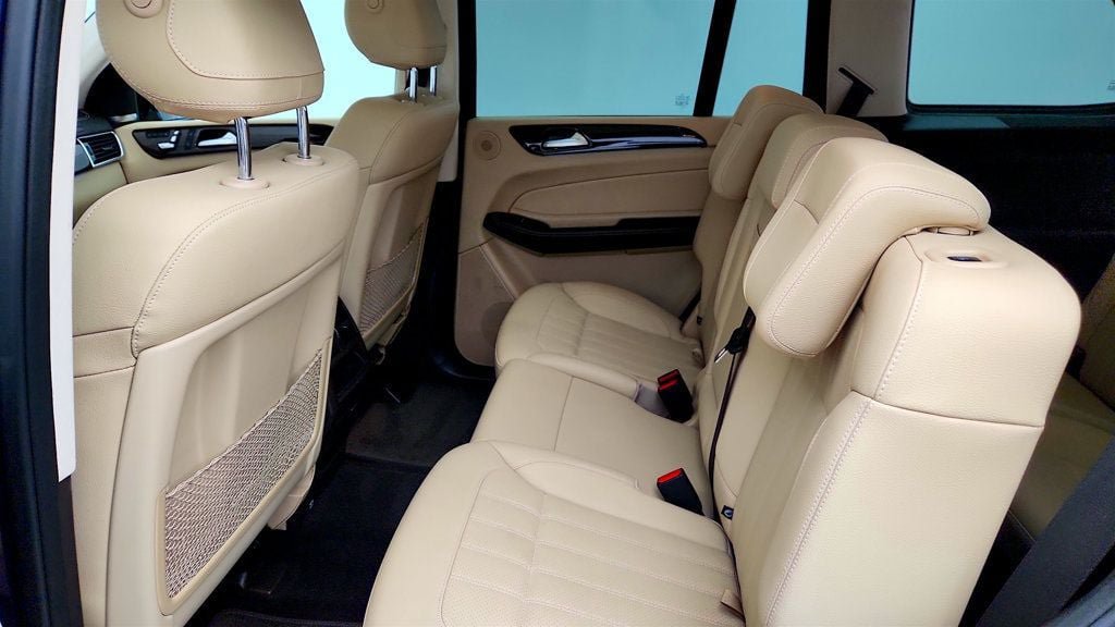 Used 2018 Mercedes-Benz GLS 450 4MATIC w/ Premium Package image 21