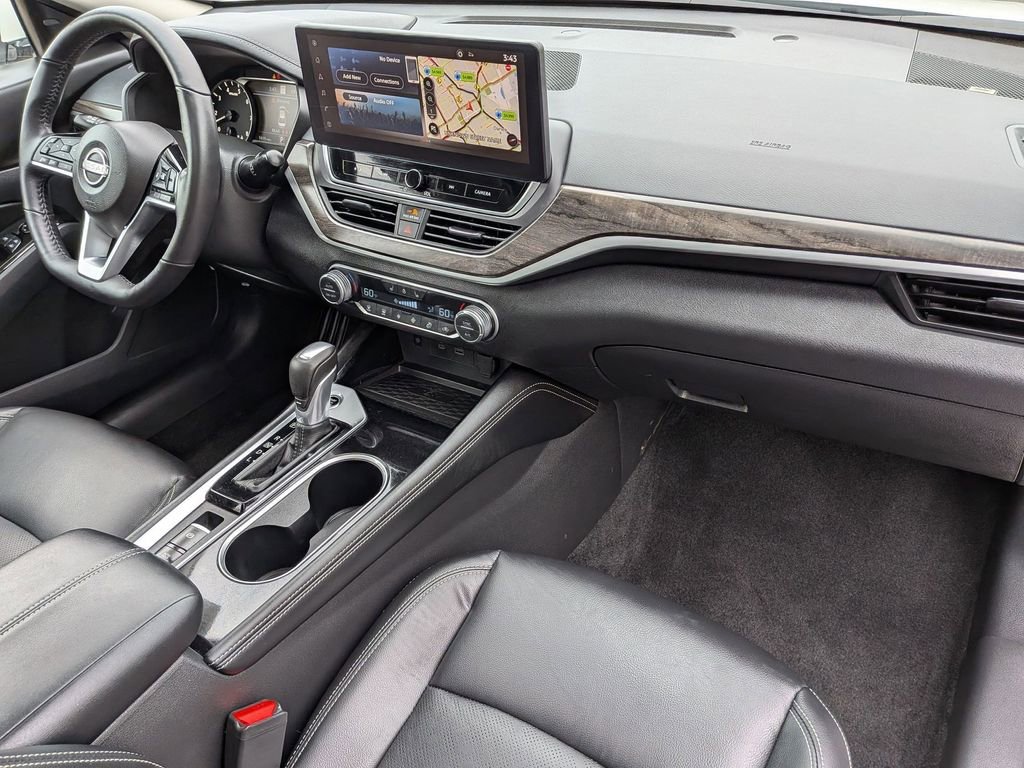 Used 2025 Nissan Altima 2.5 SL FWD image 27