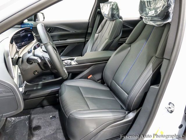 New 2026 Cadillac Lyriq Luxury w/ LPO, Floor Liner Package AWD/4WD image 8