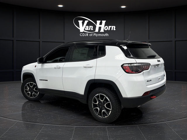 New 2026 Jeep Compass Trailhawk w/ Sun, Sound & Navigation Group AWD/4WD image 3