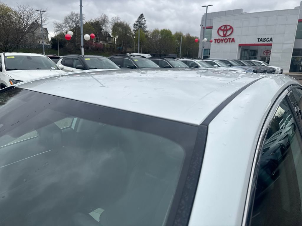 Used 2023 Toyota Camry XLE w/ Cold Weather Package AWD/4WD image 42