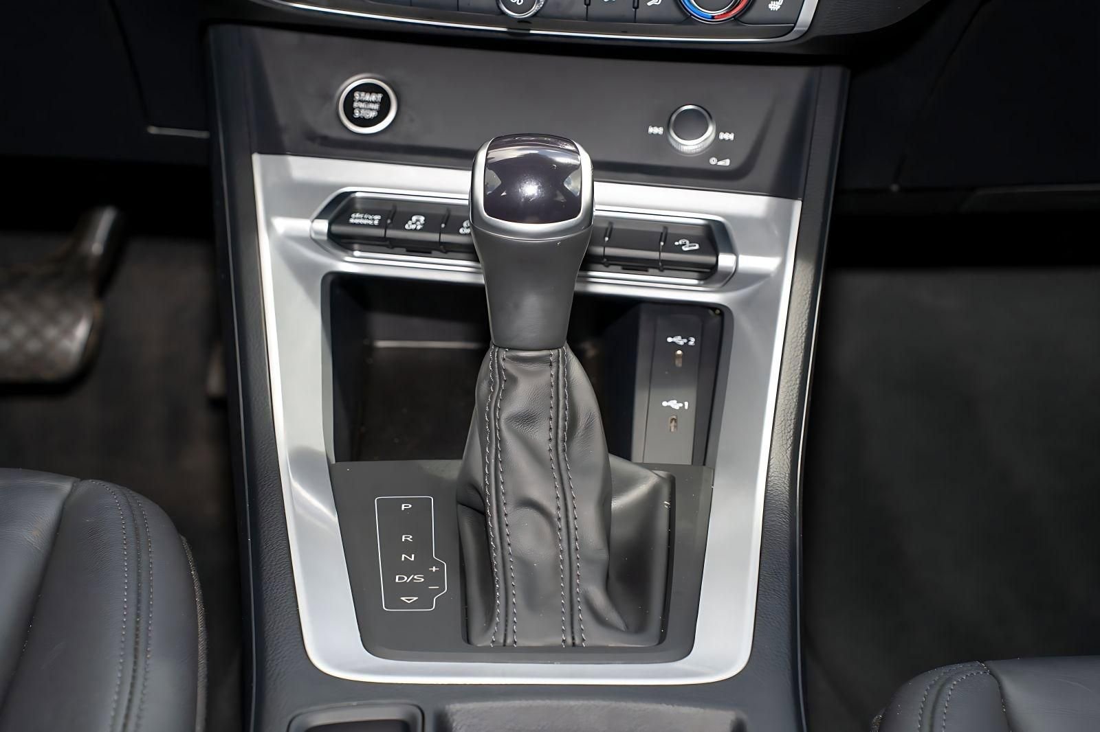 Used 2023 Audi Q3 2.0T Premium w/ Convenience Package image 26