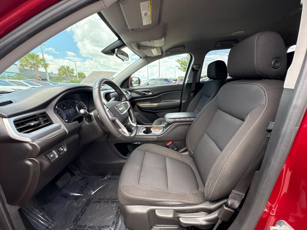 Used 2021 GMC Acadia SLE FWD image 13
