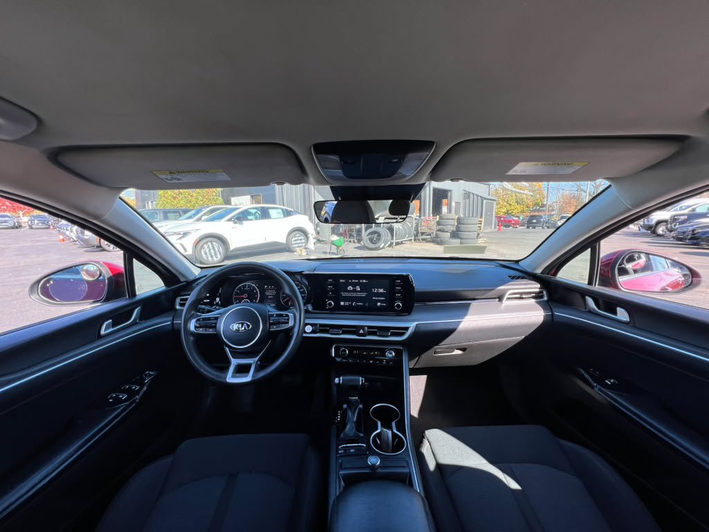 Used 2021 Kia K5 LXS FWD image 19