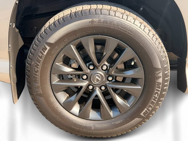 Certified 2023 Lexus GX 460 Premium w/ Premium Package AWD/4WD image 6