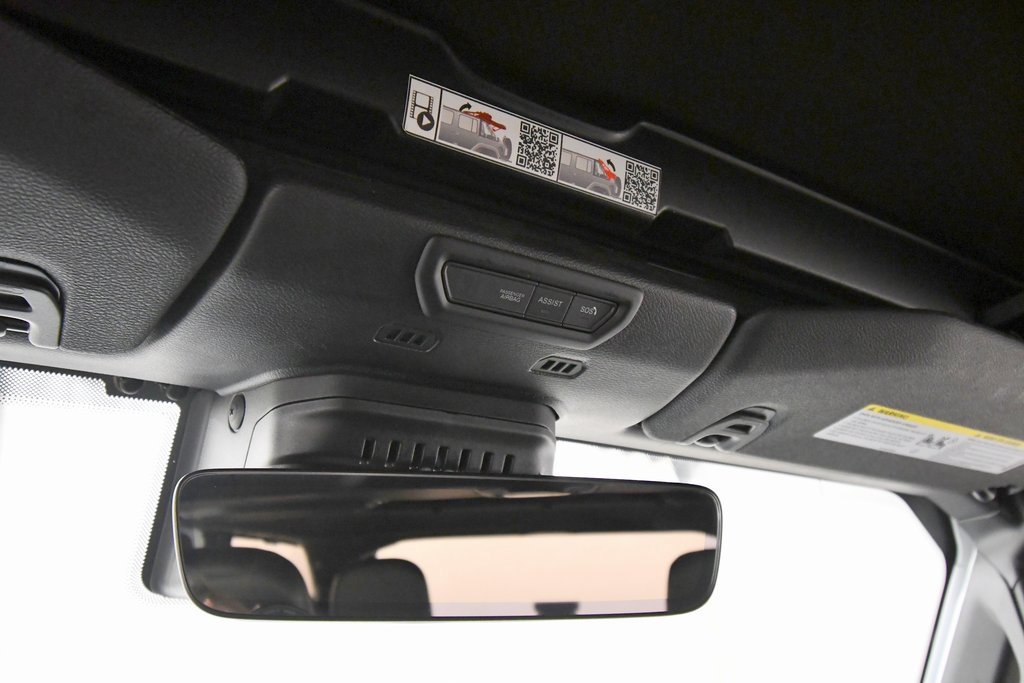 Used 2022 Jeep Wrangler Unlimited Sahara w/ Cold Weather Group image 26