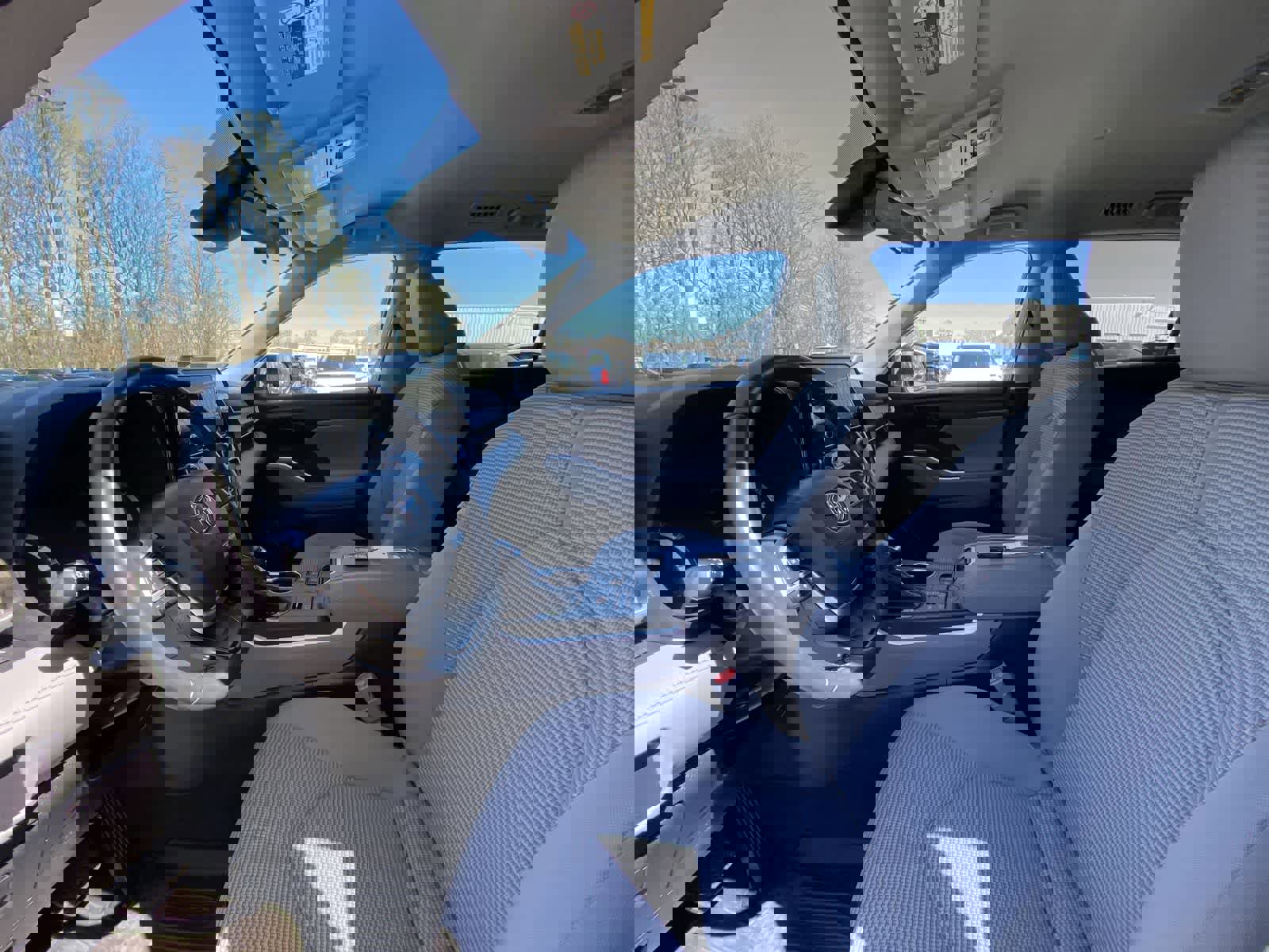 Used 2023 Toyota Highlander LE image 17