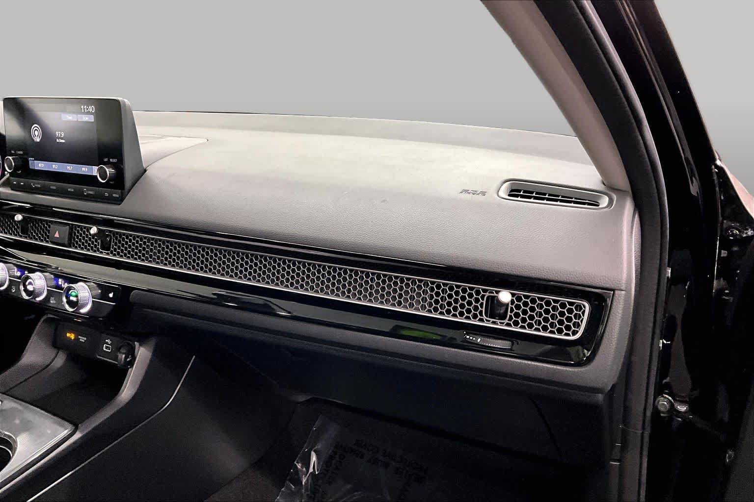 Used 2023 Honda Civic EX image 18