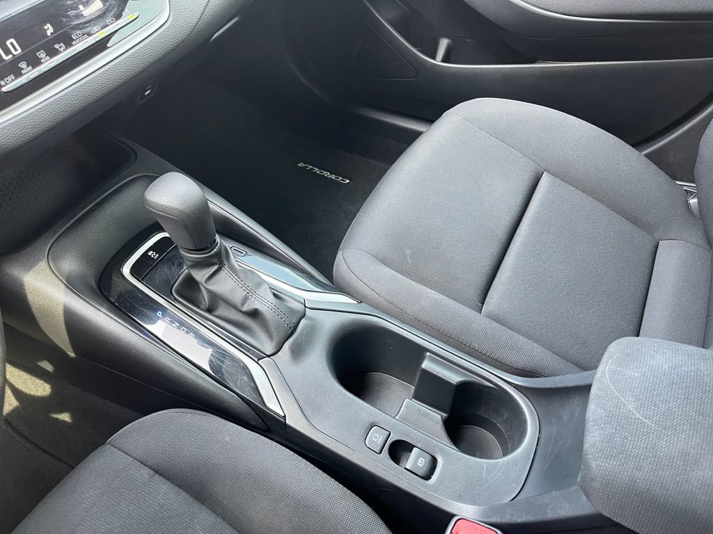 Used 2023 Toyota Corolla LE FWD image 16