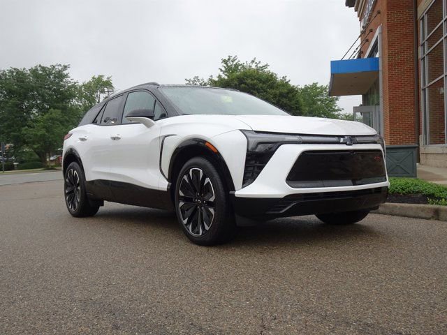 Certified 2025 Chevrolet Blazer EV RS image 28
