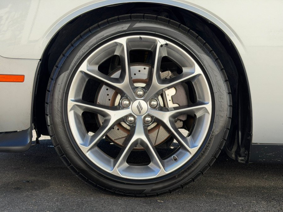 Used 2019 Dodge Challenger R/T w/ Plus Package RWD image 19