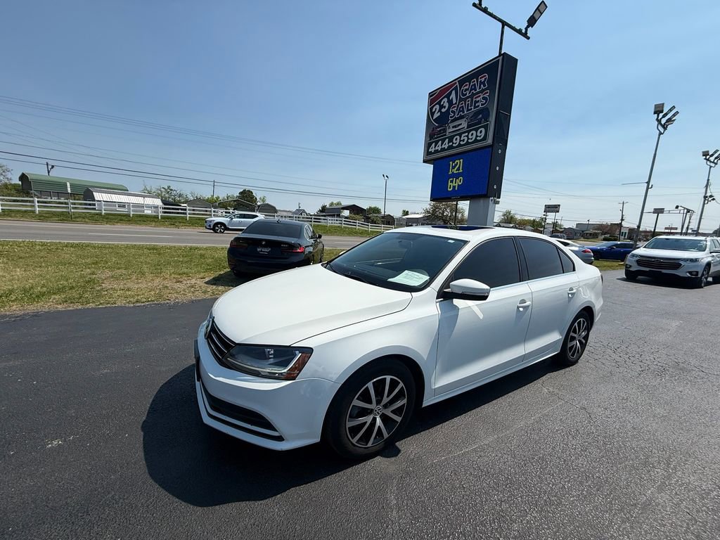 Used 2017 Volkswagen Jetta SE image 8
