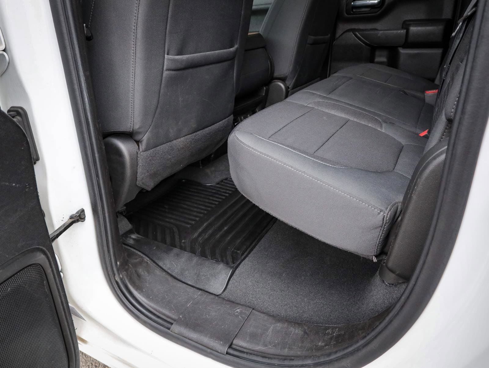 Used 2021 Chevrolet Silverado 1500 LT w/ Bed Protection Package image 31