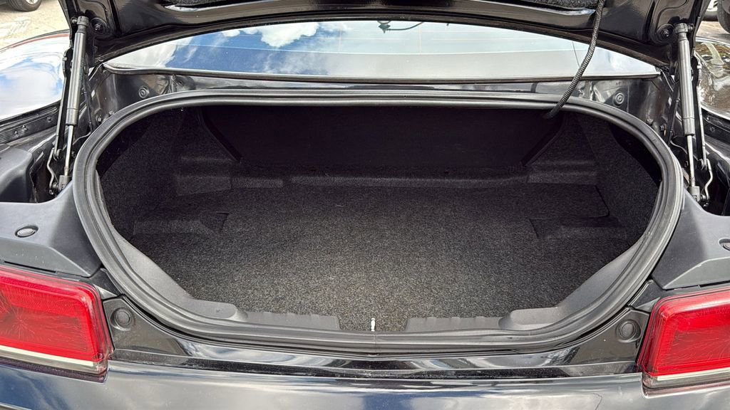 Used 2015 Chevrolet Camaro LT w/ 1LT Preferred Package image 9