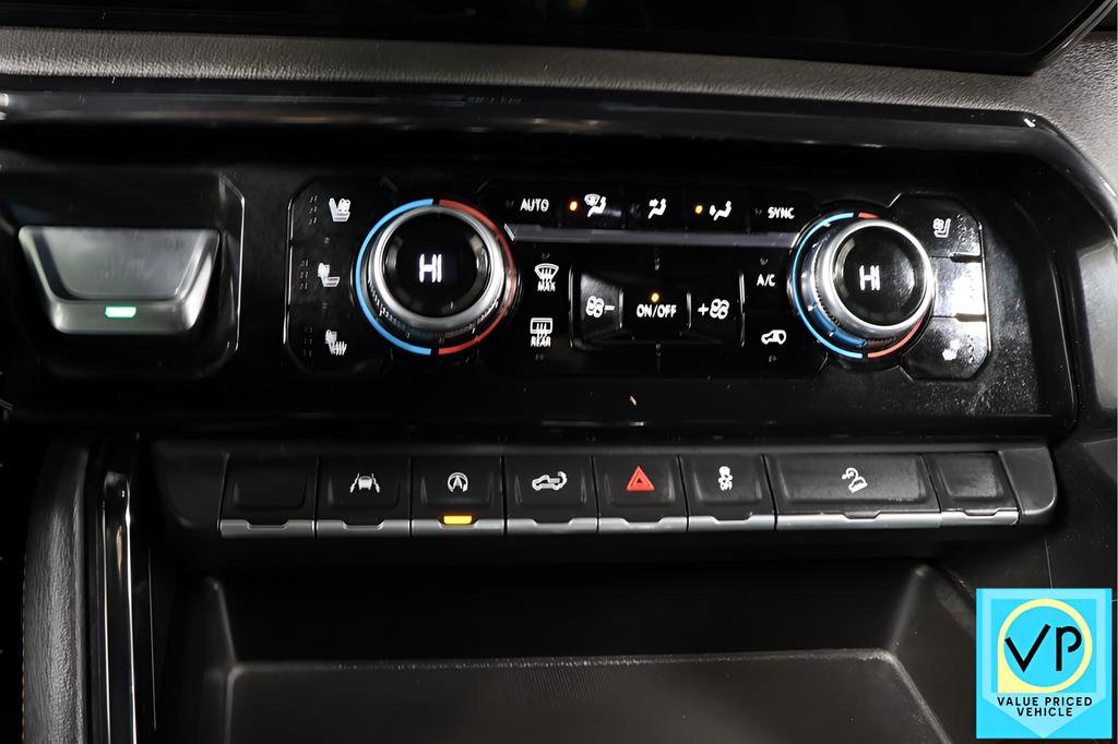 Used 2022 GMC Sierra 1500 AT4 w/ AT4 Preferred Package image 9