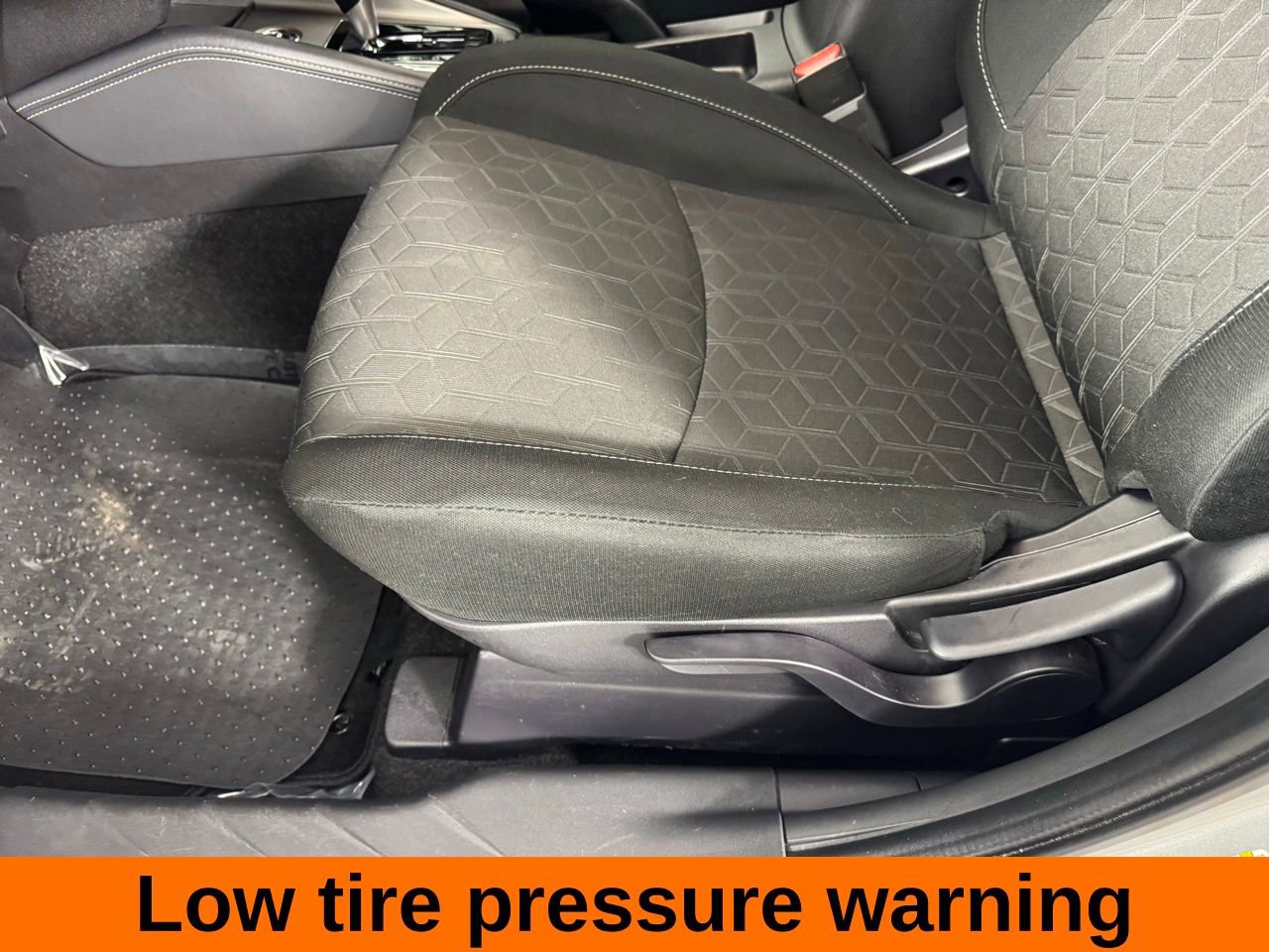 Used 2025 Mitsubishi Outlander Sport ES image 12