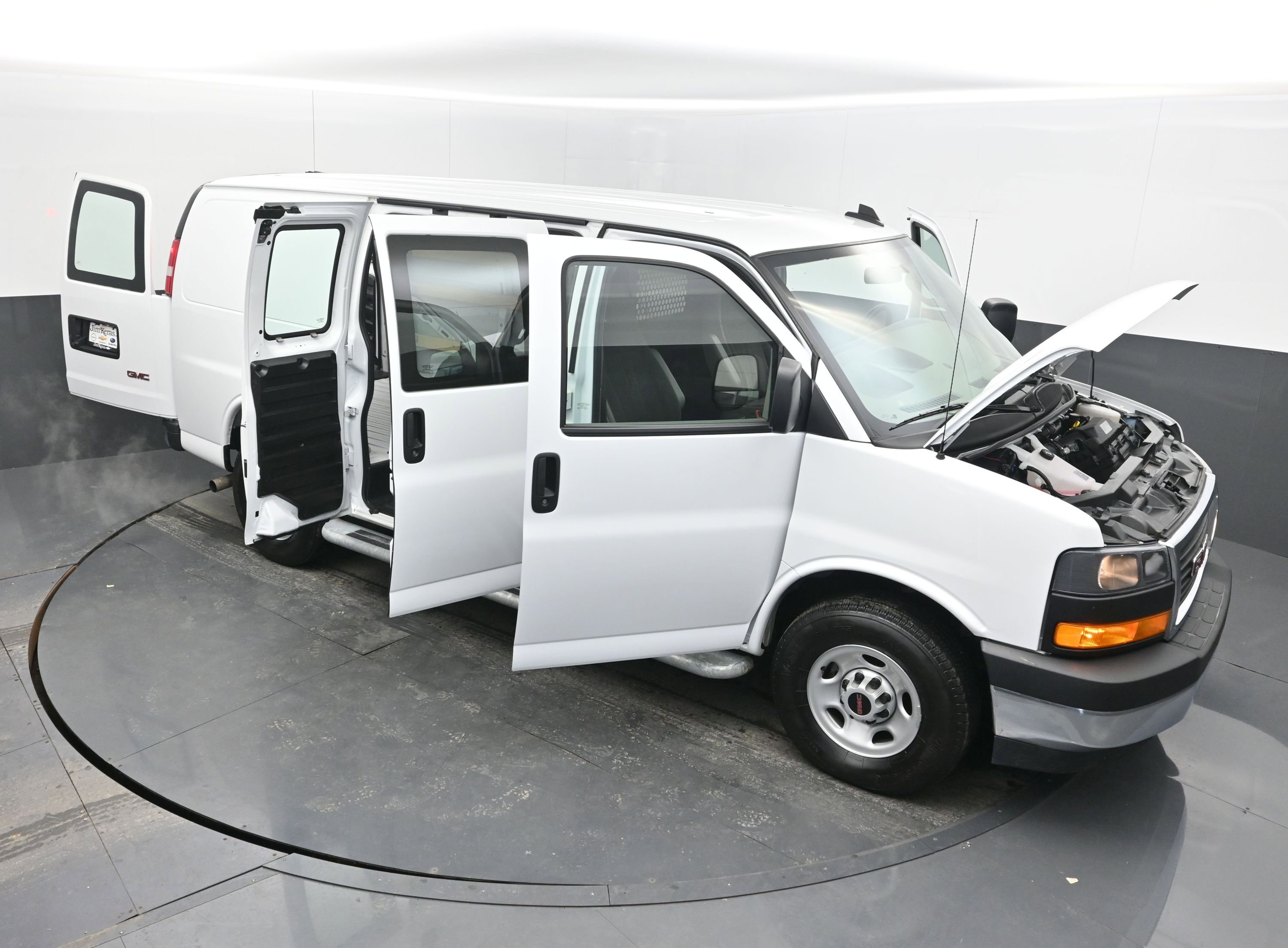 Used 2024 GMC Savana 2500 w/ Driver Convenience Package image 38