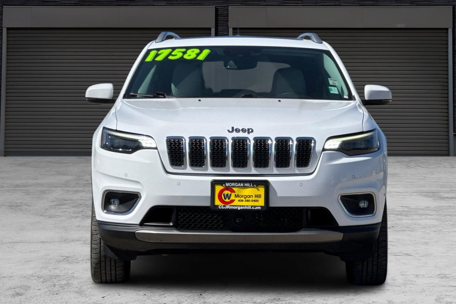 Used 2019 Jeep Cherokee Limited w/ Luxury Group AWD/4WD image 10