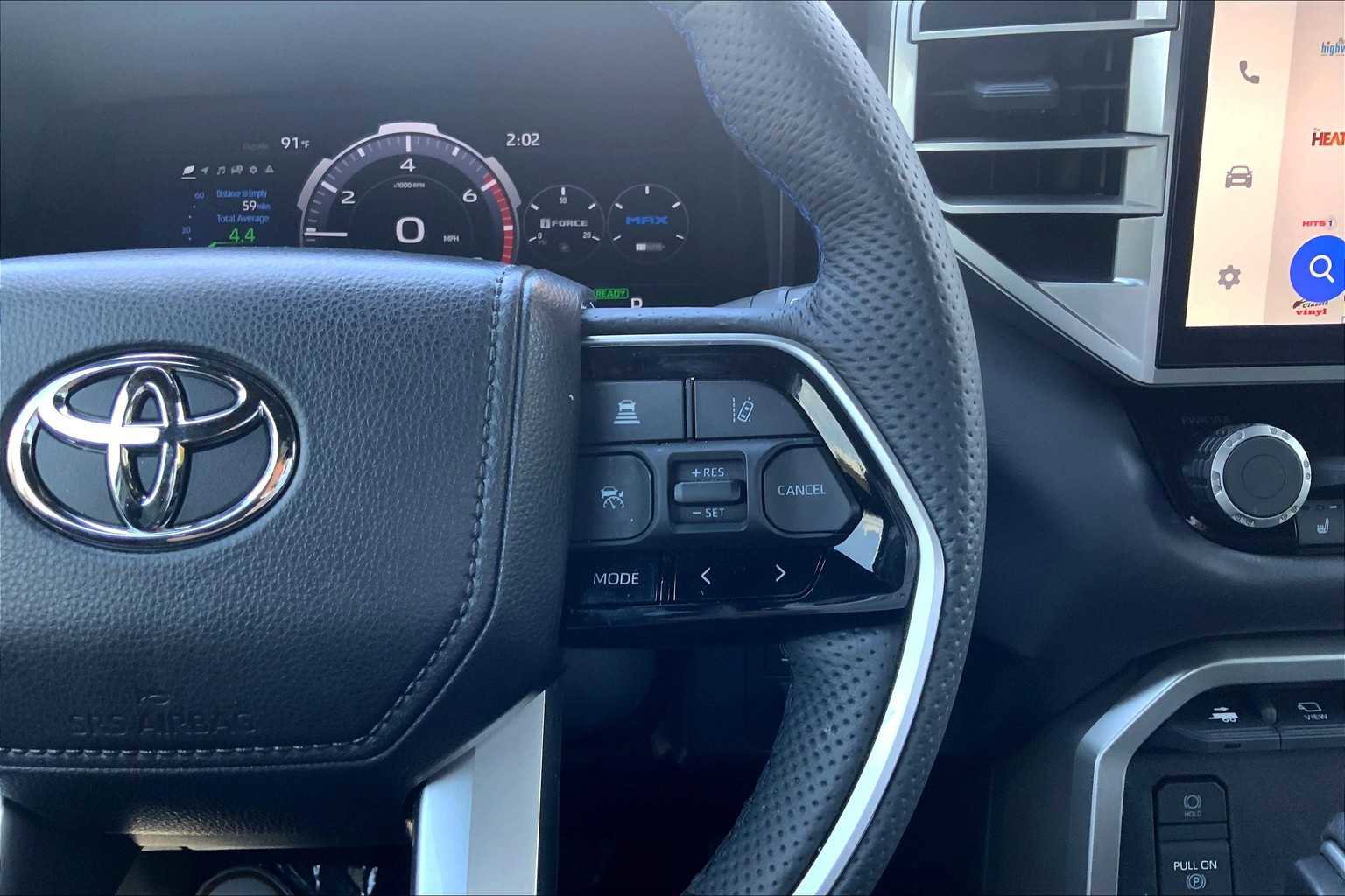 Used 2025 Toyota Sequoia Platinum image 24