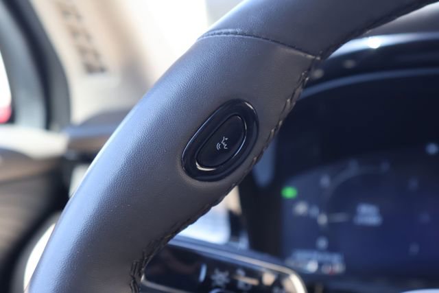 Used 2023 Lincoln Corsair AWD w/ Equipment Group 101A image 24