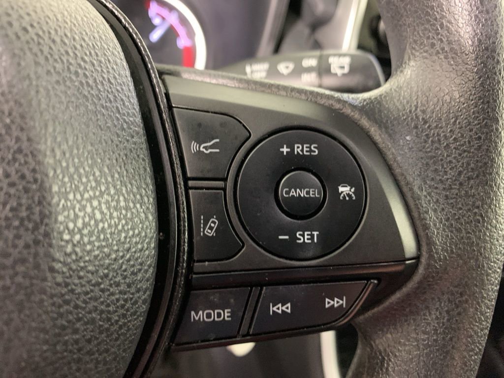 Used 2024 Toyota RAV4 LE image 22