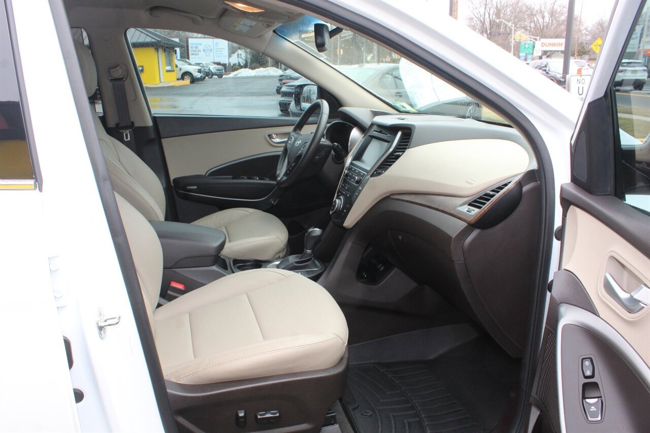 Used 2018 Hyundai Santa Fe Sport AWD/4WD image 11