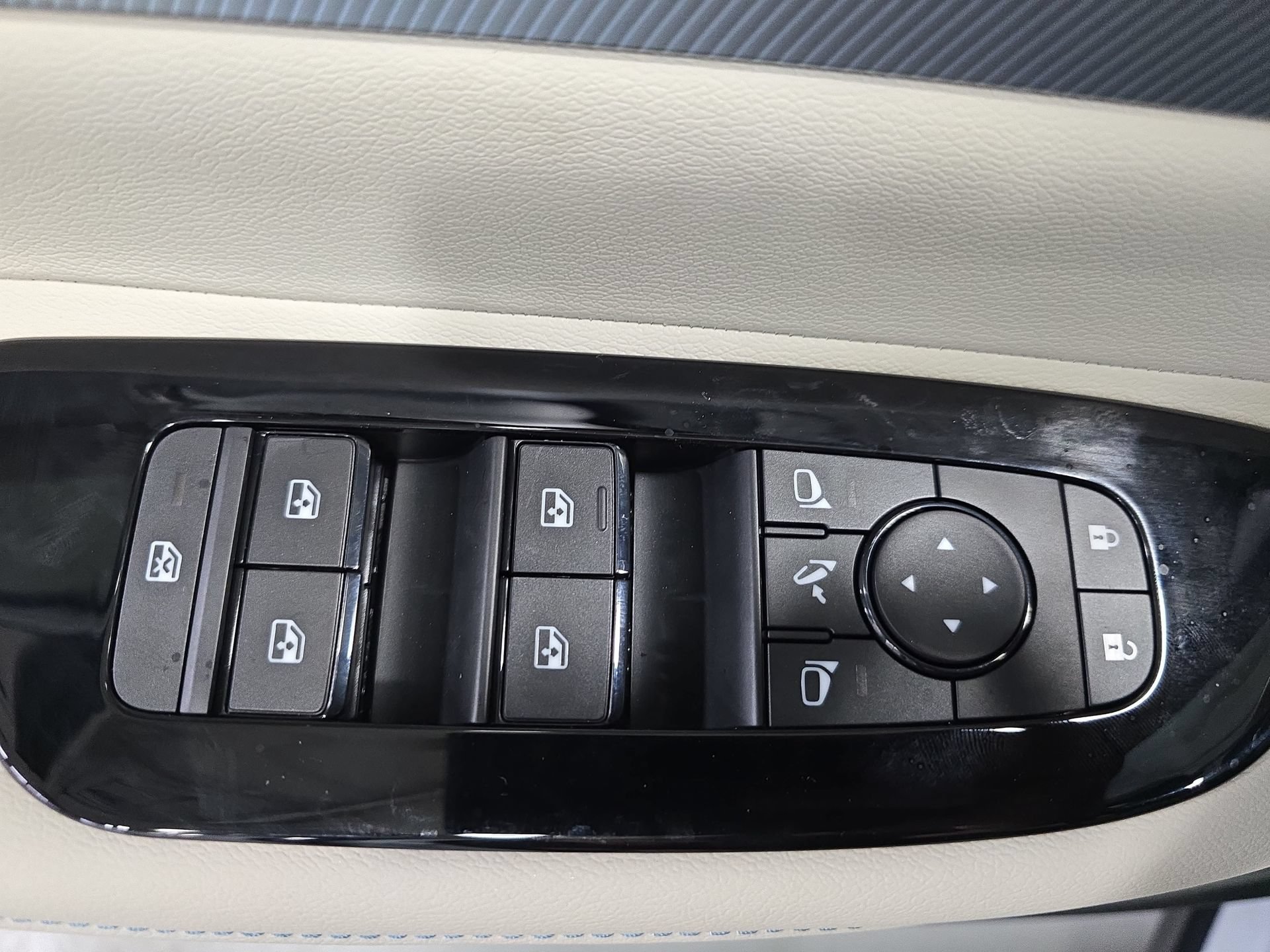 New 2026 Nissan Murano Platinum w/ Cargo Package AWD/4WD image 27