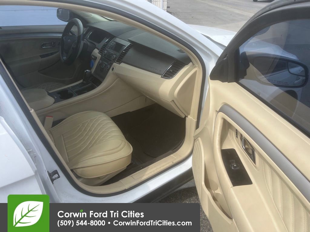 Used 2013 Ford Taurus SE image 7