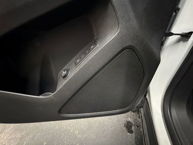 Certified 2020 Chevrolet Equinox LT w/ Sport Edition image 24