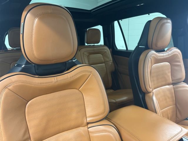Certified 2023 Lincoln Aviator Black Label w/ Class IV Trailer Tow Package image 32