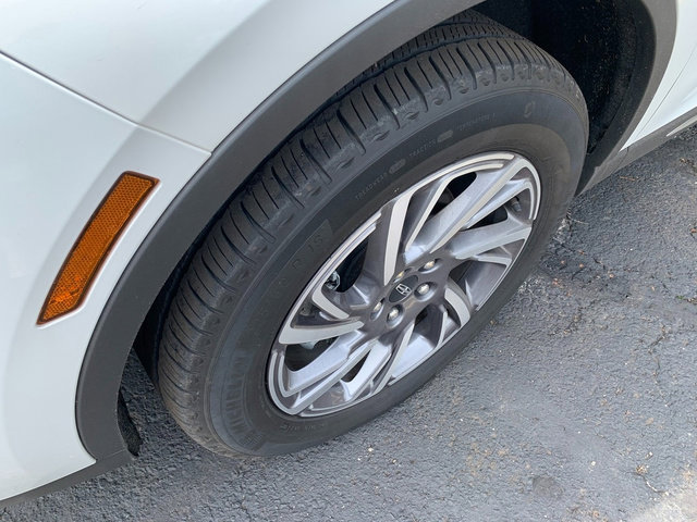 Used 2023 Lincoln Corsair AWD w/ Equipment Group 101A image 2