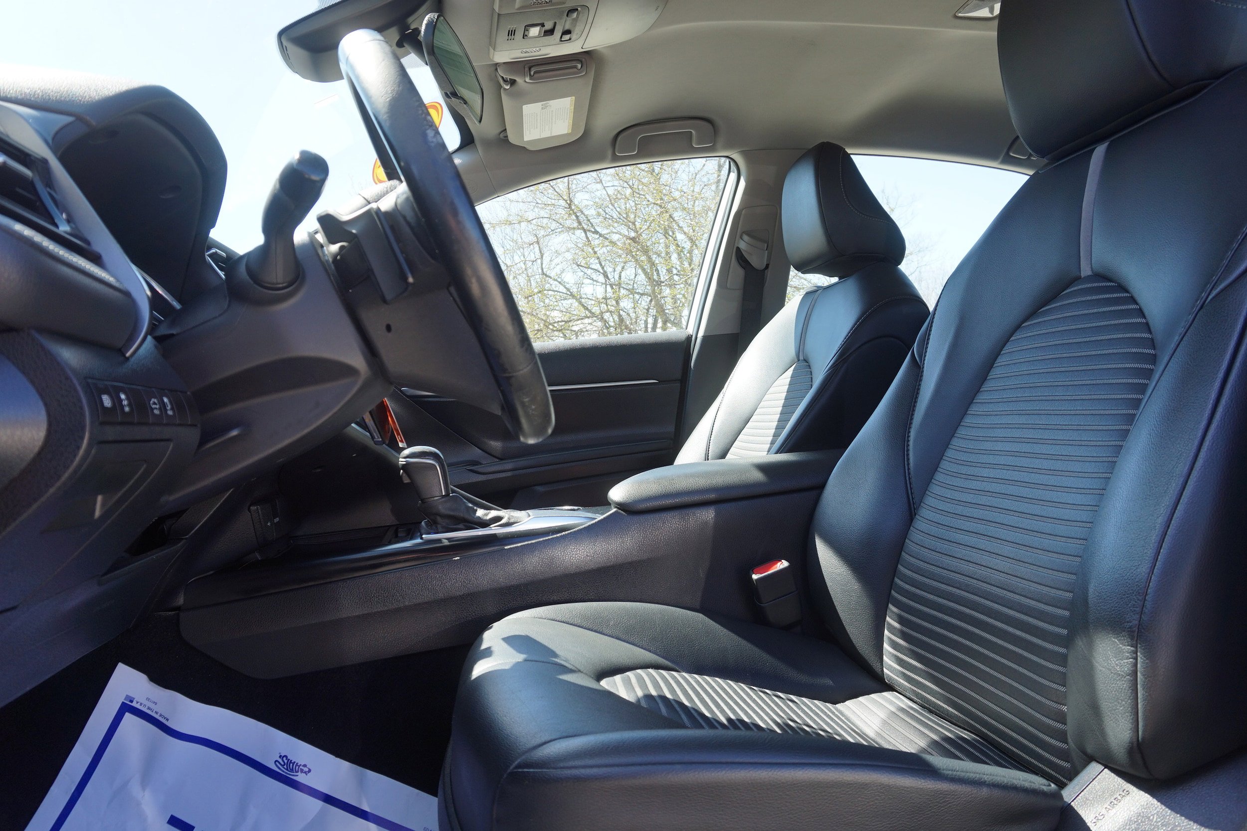 Used 2020 Toyota Camry SE FWD image 13