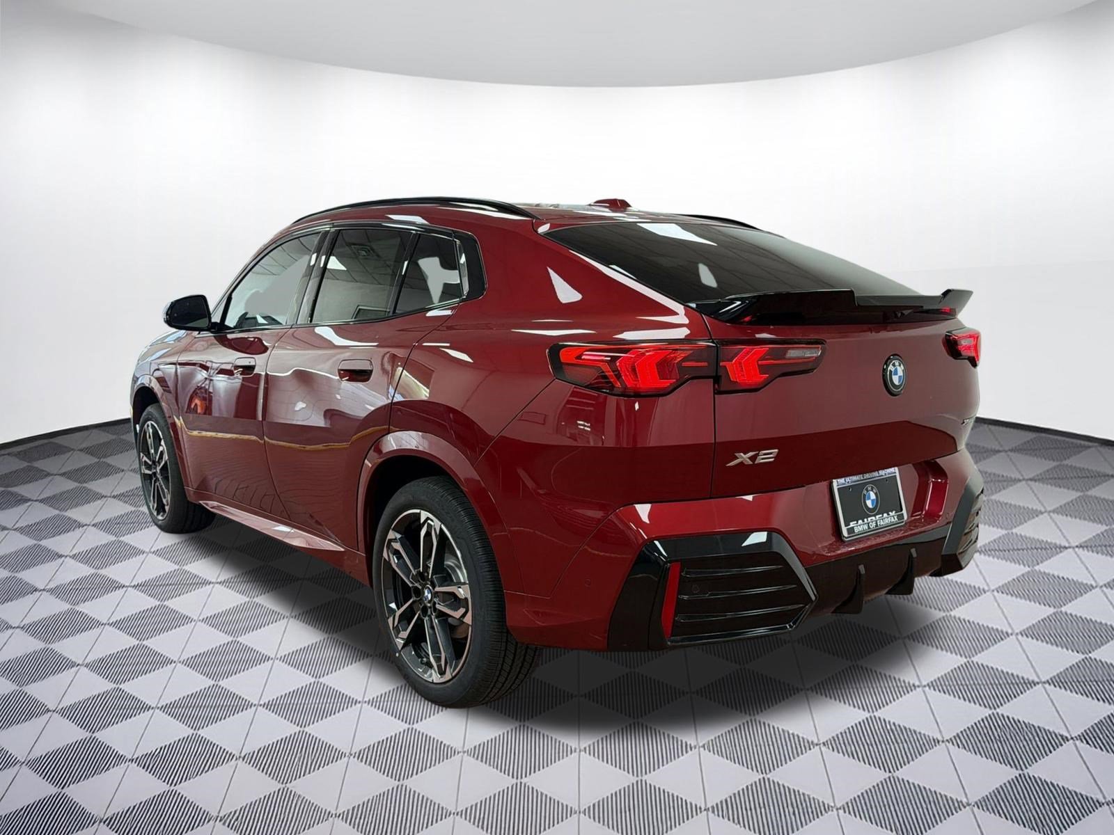 New 2026 BMW X2 xDrive28i w/ Technology Package AWD/4WD image 3