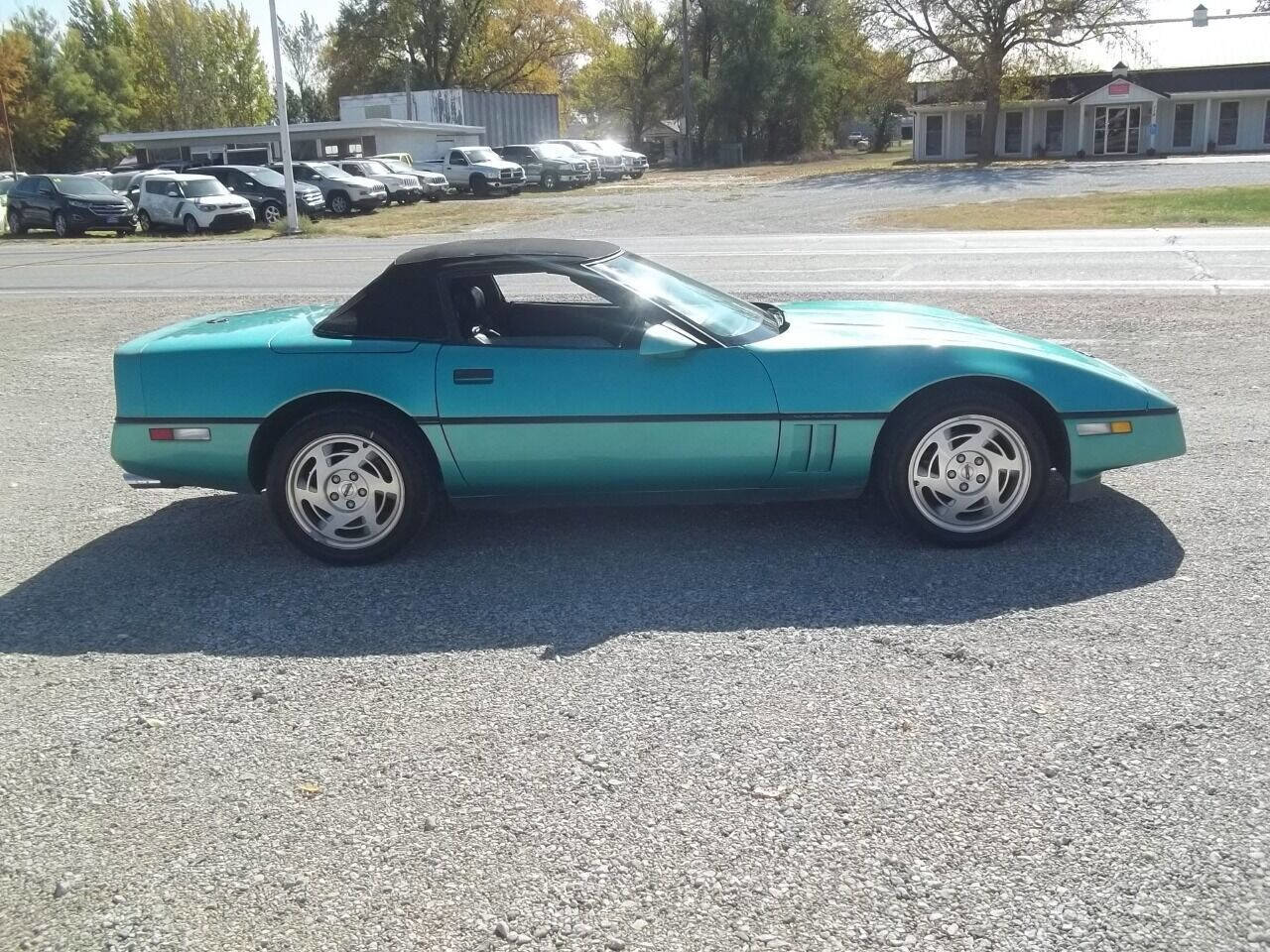 Used 1990 Chevrolet Corvette Convertible image 10