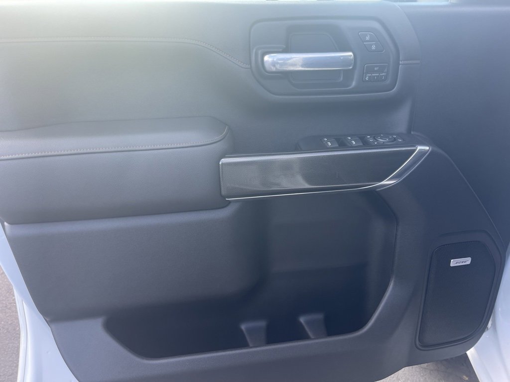 Used 2021 GMC Sierra 2500 AT4 w/ AT4 Premium Plus Package image 14