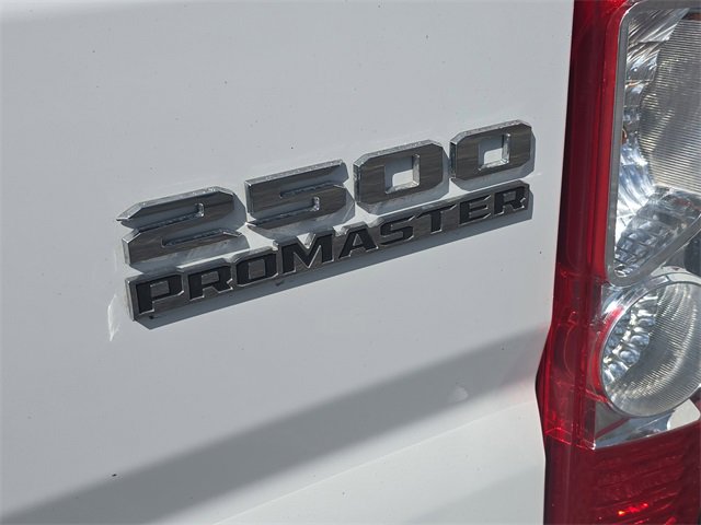 Used 2024 RAM ProMaster 2500 w/ Convenience Group image 8