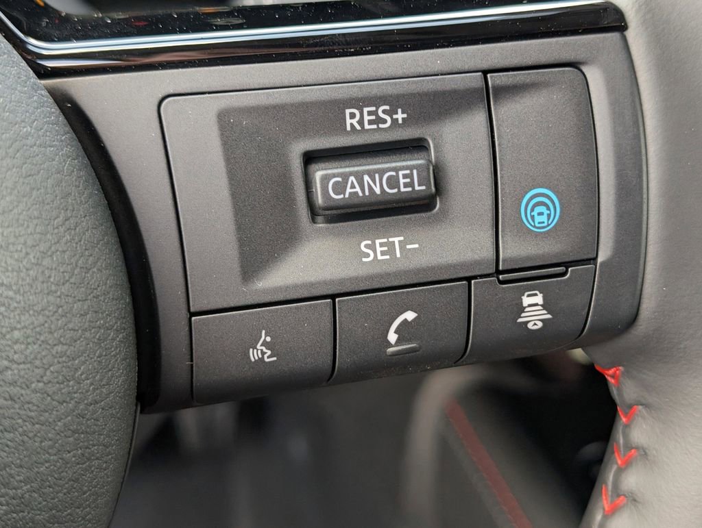 New 2026 Nissan Kicks SR image 19