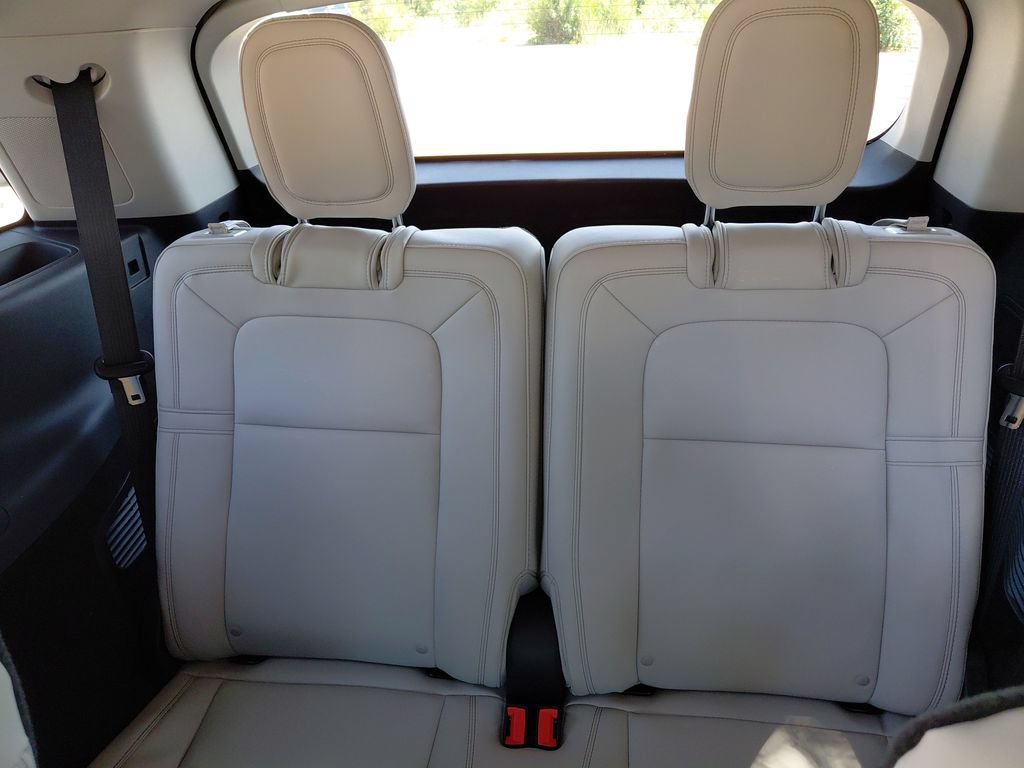 New 2026 Lincoln Aviator Reserve w/ Luxury Package AWD/4WD image 32
