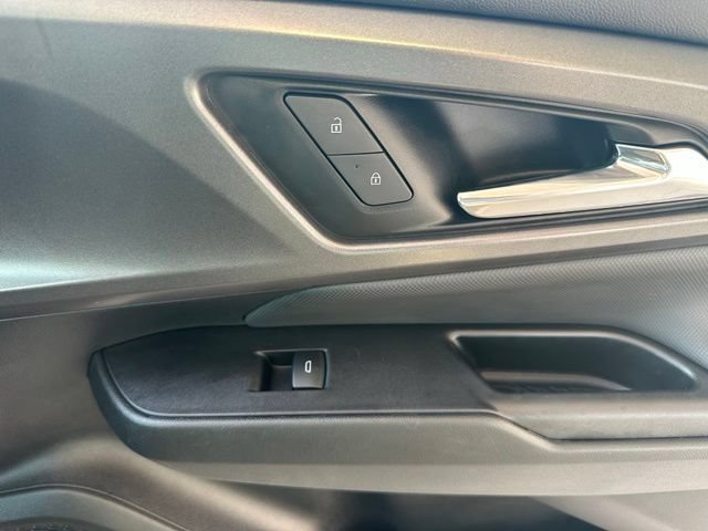 Used 2025 Chevrolet Equinox EV LT w/ Comfort Package FWD image 15