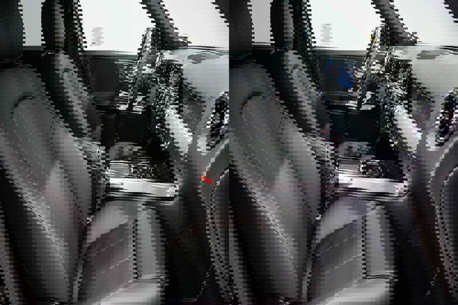 Used 2026 Mercedes-Benz GLB 250 image 16