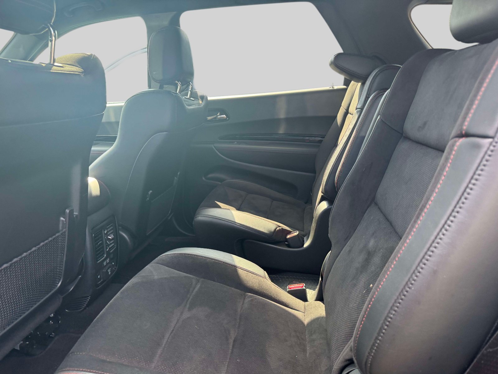 Used 2025 Dodge Durango GT AWD/4WD image 14