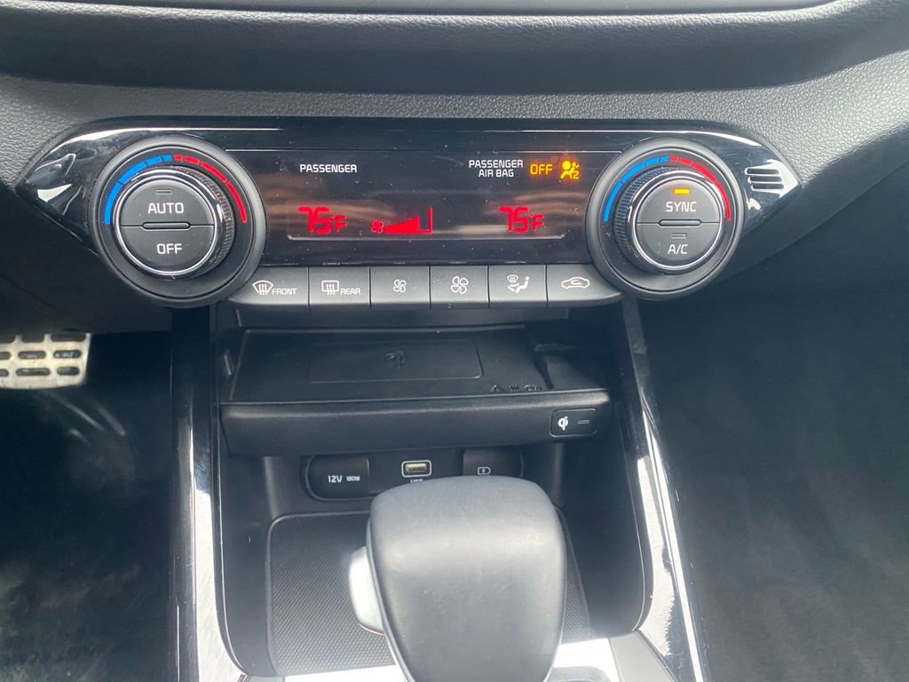 Used 2023 Kia Forte GT image 21