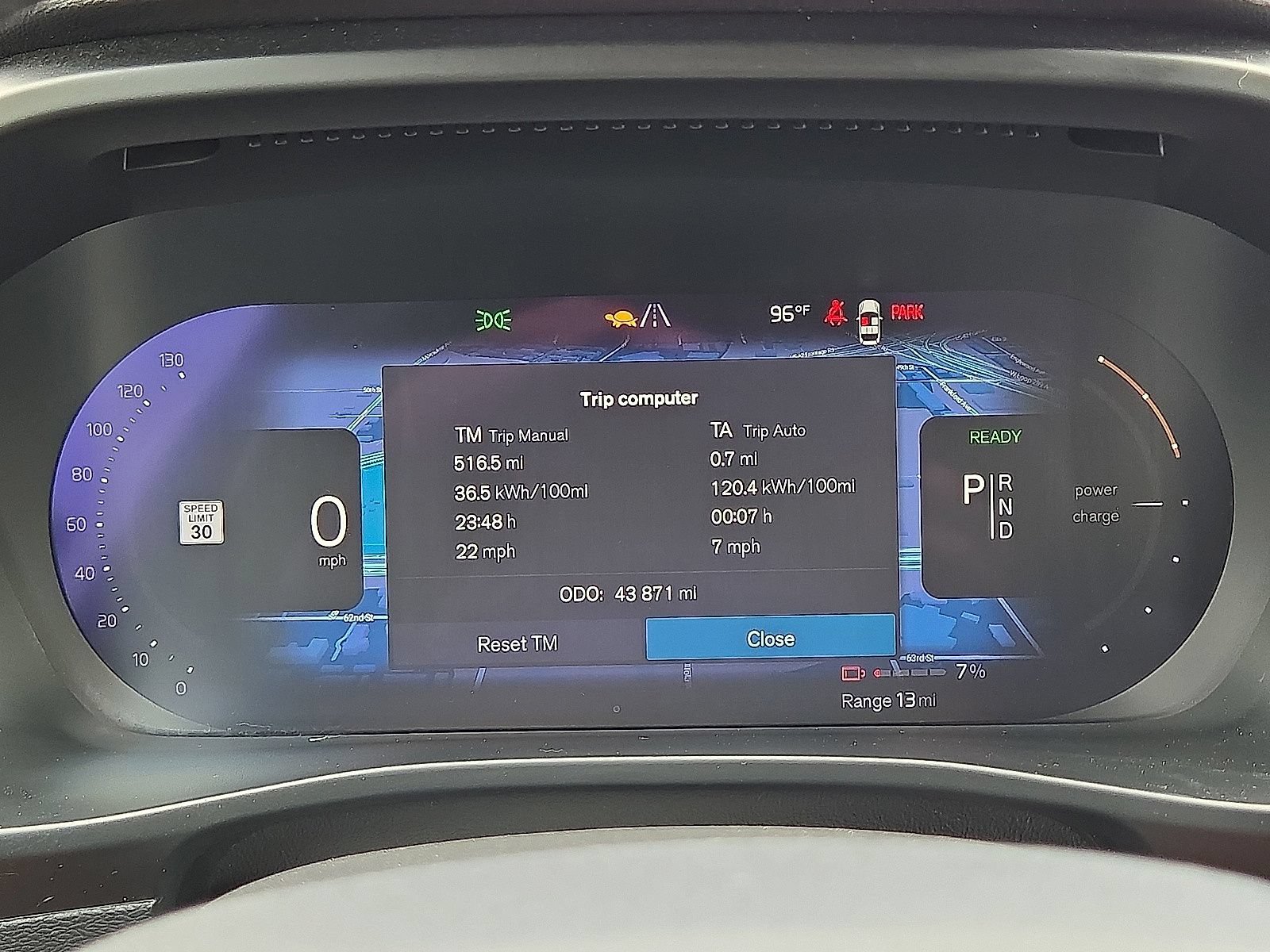 Certified 2023 Volvo C40 Recharge Core AWD/4WD image 25
