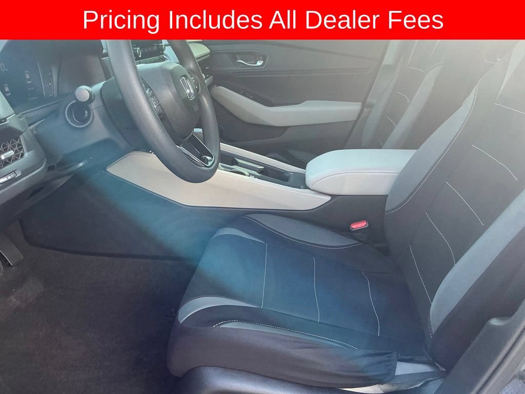 Used 2025 Honda Accord SE image 8