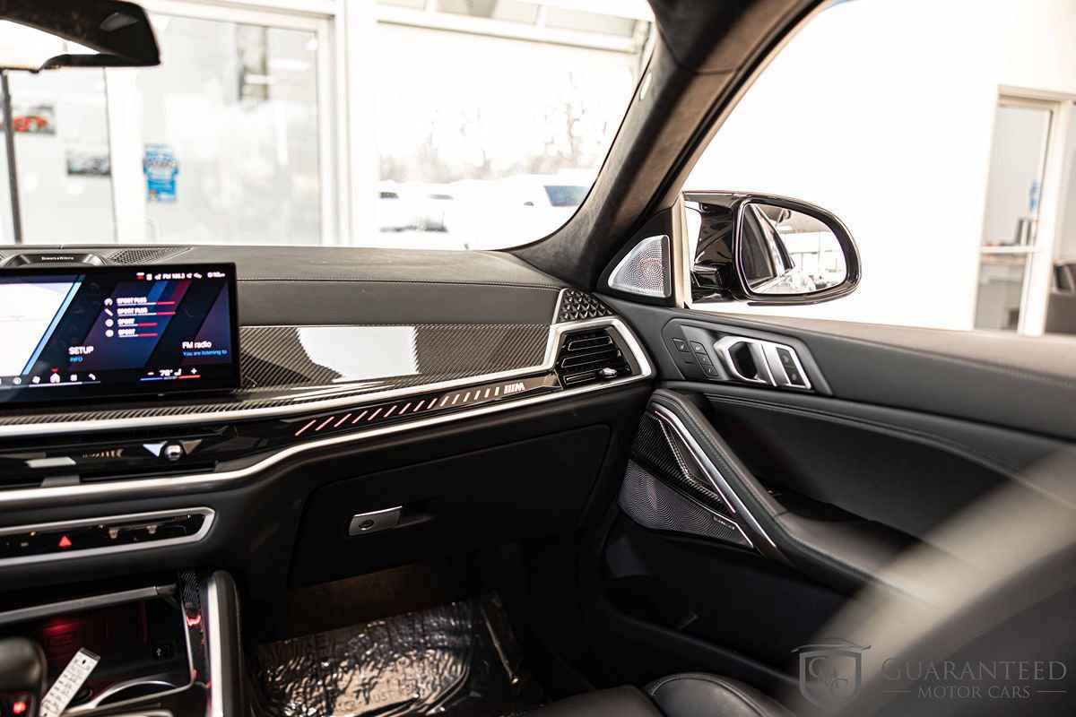 Used 2025 BMW X6 M Competition w/ Executive Package image 40