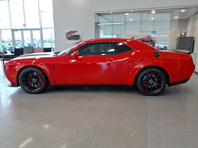 Used 2023 Dodge Challenger SRT Hellcat RWD image 4