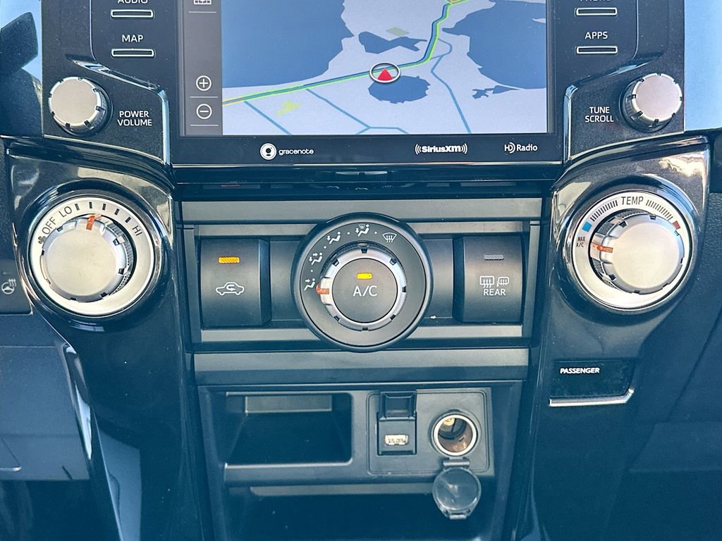 Used 2024 Toyota 4Runner TRD Off-Road Premium image 16