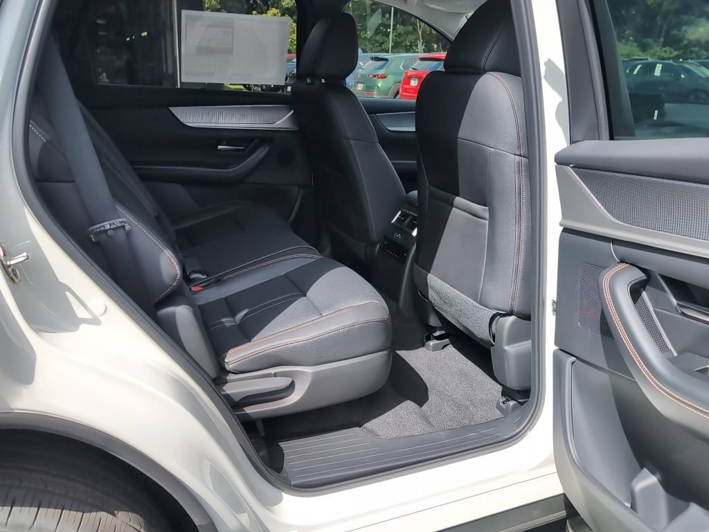 New 2026 MAZDA CX-70 3.3 Turbo w/ Preferred Package AWD/4WD image 8
