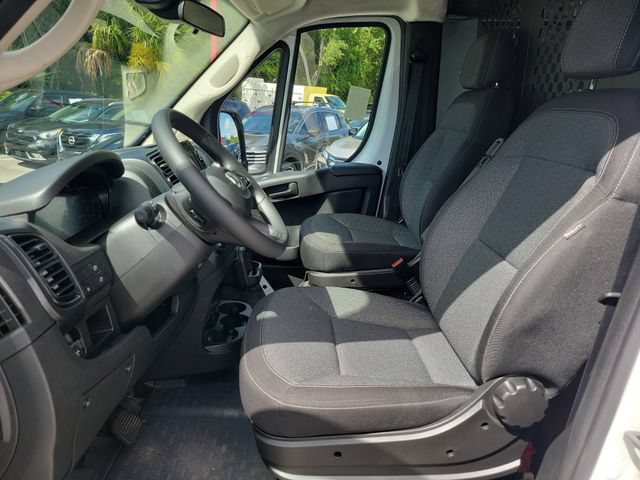 Used 2025 RAM ProMaster 2500 w/ U-Haul Equipment Group FWD image 15