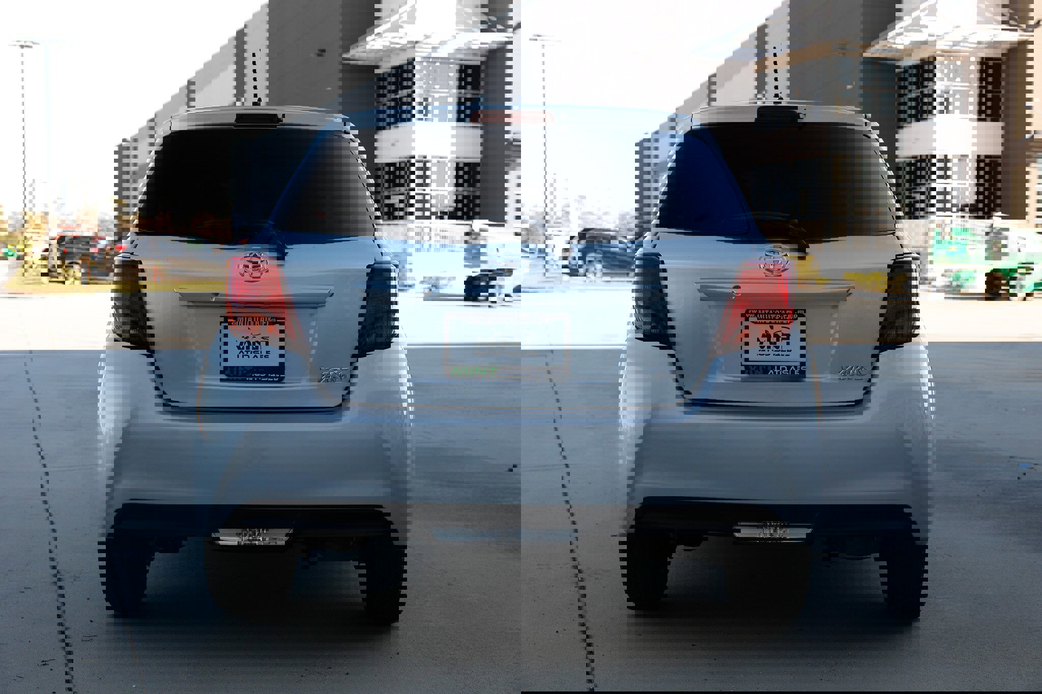 Used 2016 Toyota Yaris L image 12